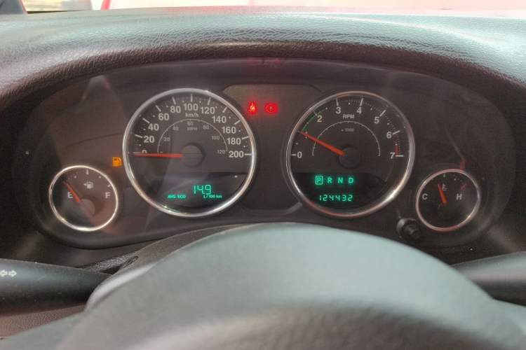 Used Jeep Wrangler 2014 3.0L Sahara Four-Door Edition Instrument Cluster