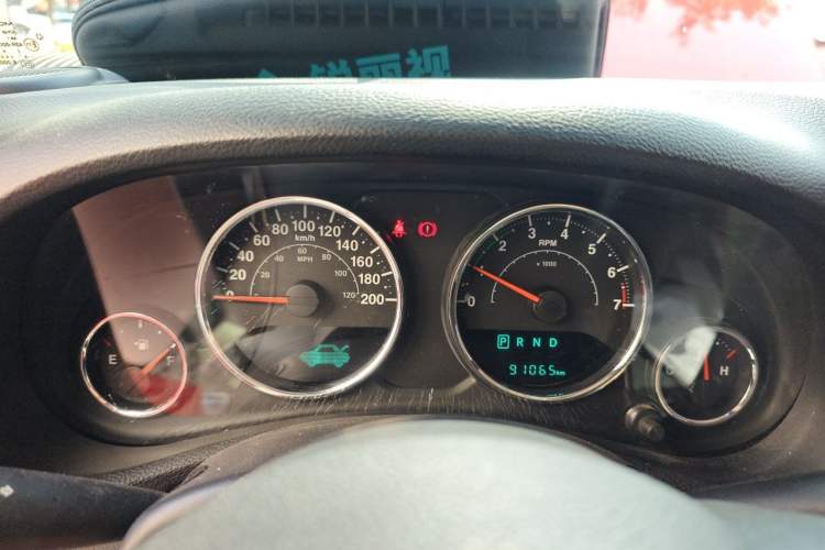 Used Jeep Wrangler 2014 3.0L Sahara Four-Door Edition Instrument Cluster