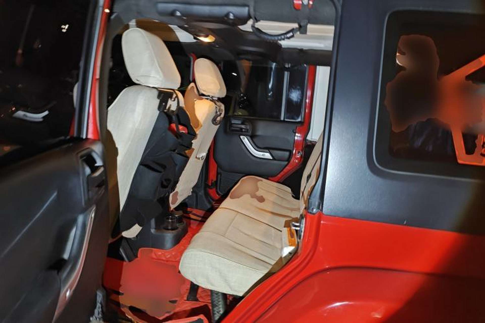 Used Jeep Wrangler 2014 2.8TD Sahara Four-Door Edition Left Rear Seat