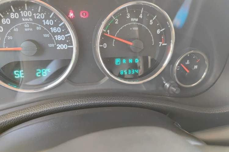 Used Jeep Wrangler 2014 3.0L Sahara Four-Door Edition Odometer Close Up