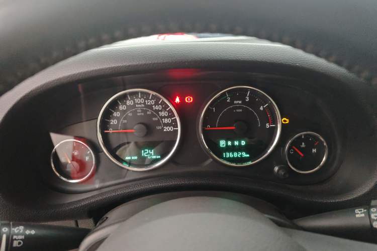 Used Jeep Wrangler 2014 2.8TD Sahara Four-Door Edition Odometer Close Up