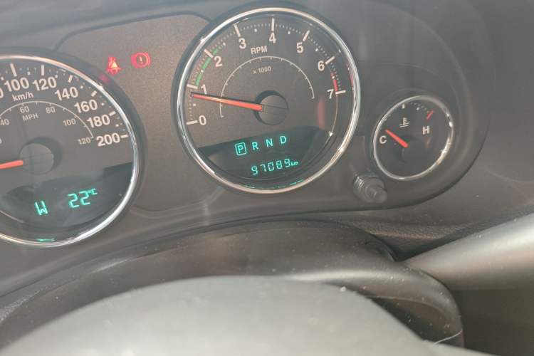 Used Jeep Wrangler 2014 3.0L Sahara Four-Door Edition Odometer Close Up