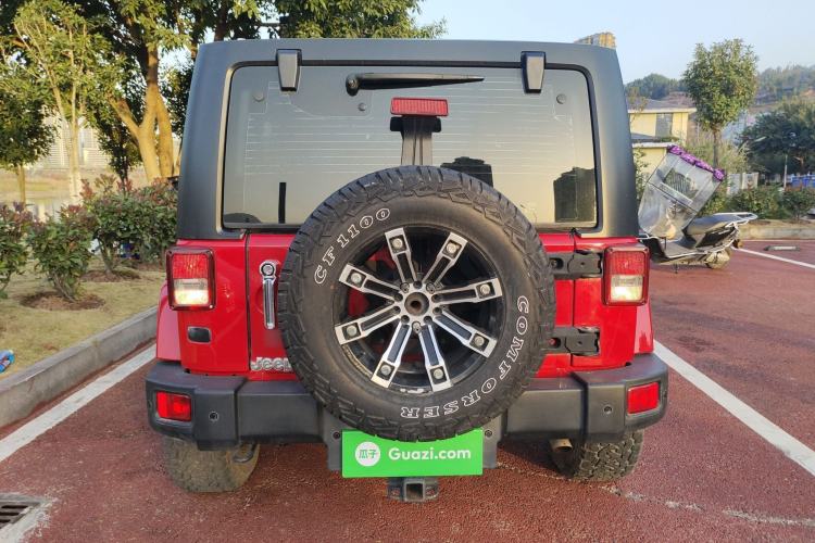 Used Jeep Wrangler 2014 3.0L Sahara Four-Door Edition Rear
