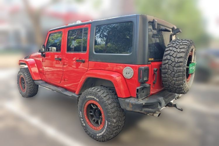 Used Jeep Wrangler 2014 3.0L Sahara Four-Door Edition Rear Left 45 Deg