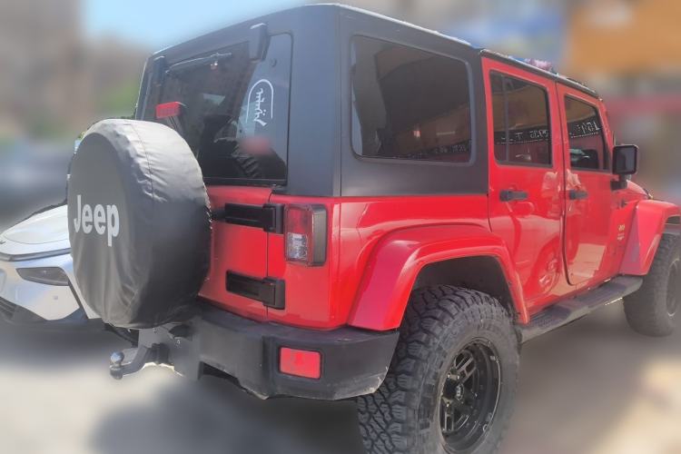 Used Jeep Wrangler 2014 2.8TD Sahara Four-Door Edition Rear Right 45 Deg