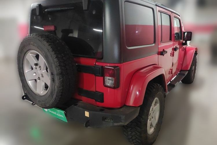 Used Jeep Wrangler 2014 3.0L Sahara Four-Door Edition Rear Right 45 Deg