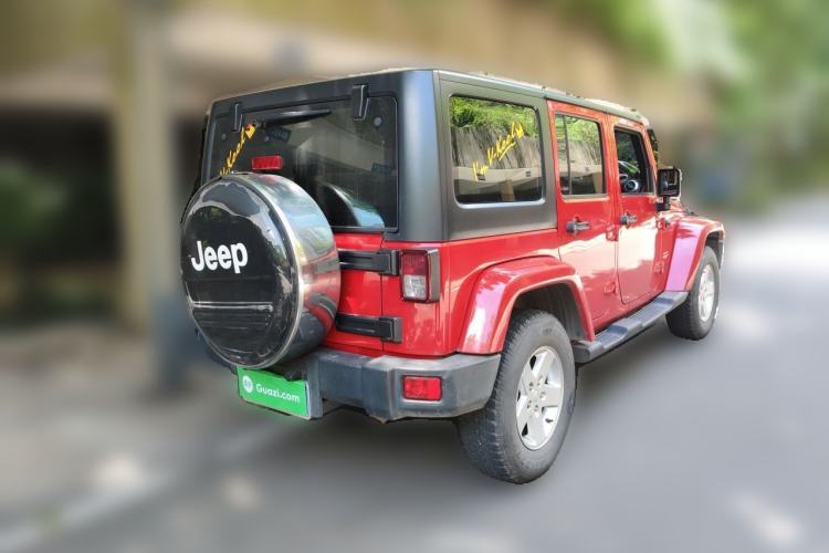 Used Jeep Wrangler 2014 3.0L Sahara Four-Door Edition Rear Right 45 Deg