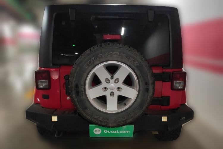 Used Jeep Wrangler 2014 3.0L Sahara Four-Door Edition Rear