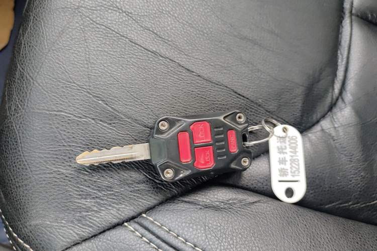 Used Jeep Wrangler 2014 3.0L Sahara Four-Door Edition Vehicle Key