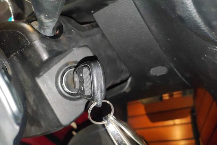 Used Jeep Wrangler 2014 3.0L Sahara Four-Door Edition Vehicle Key