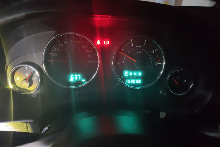Used Jeep Wrangler 2014 2.8TD Sahara Four-Door Edition Instrument Cluster