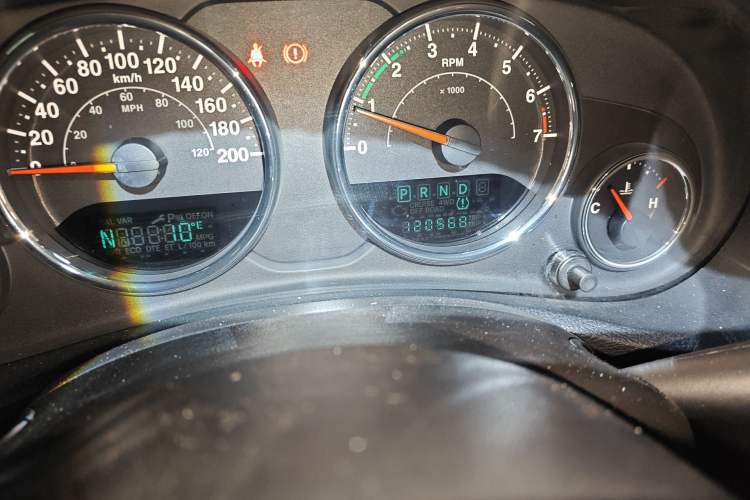 Used Jeep Wrangler 2014 3.0L Sahara Four-Door Edition Odometer Close Up