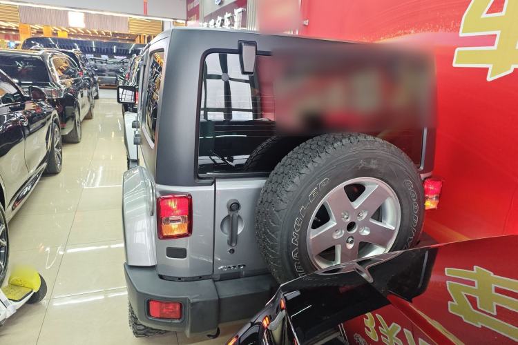 Used Jeep Wrangler 2014 2.8TD Sahara Four-Door Edition Rear