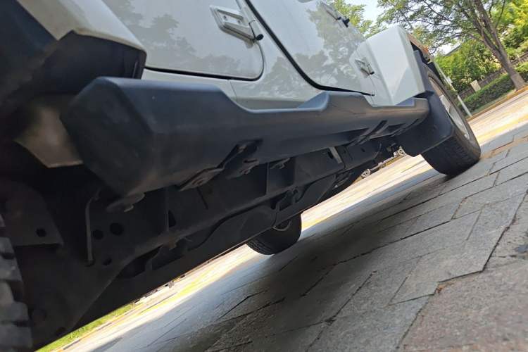 Used Jeep Wrangler 2014 3.0L Sahara Four-Door Edition Chassis Rear Right