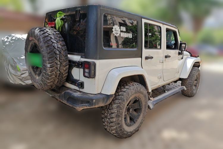 Used Jeep Wrangler 2014 3.0L Sahara Four-Door Edition Rear Right 45 Deg