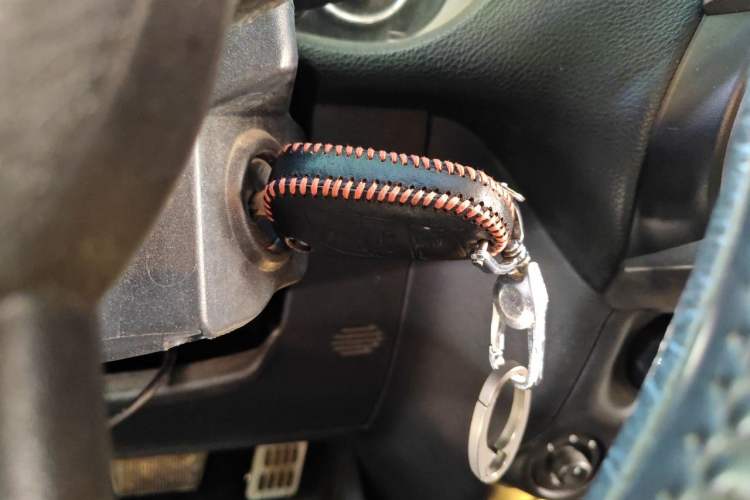 Used Jeep Wrangler 2014 3.0L Sahara Four-Door Edition Vehicle Key