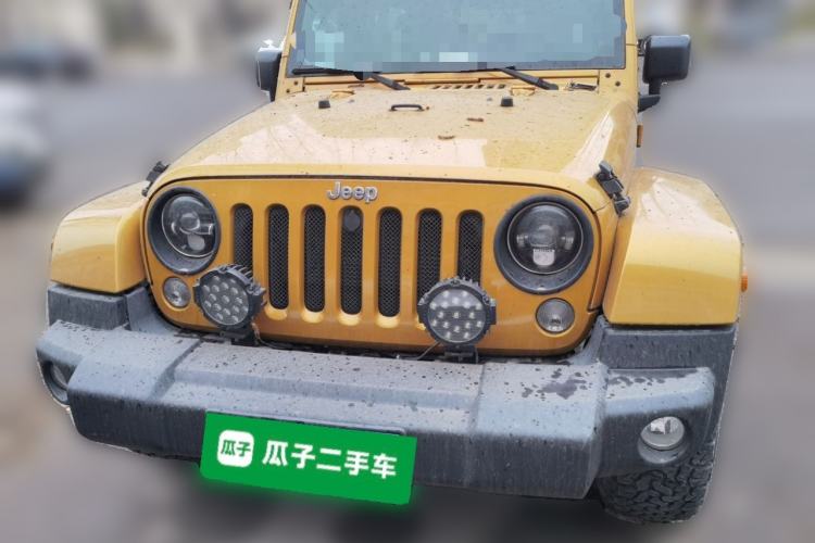 Used Jeep Wrangler 2014 3.0L Sahara Four-Door Edition Front