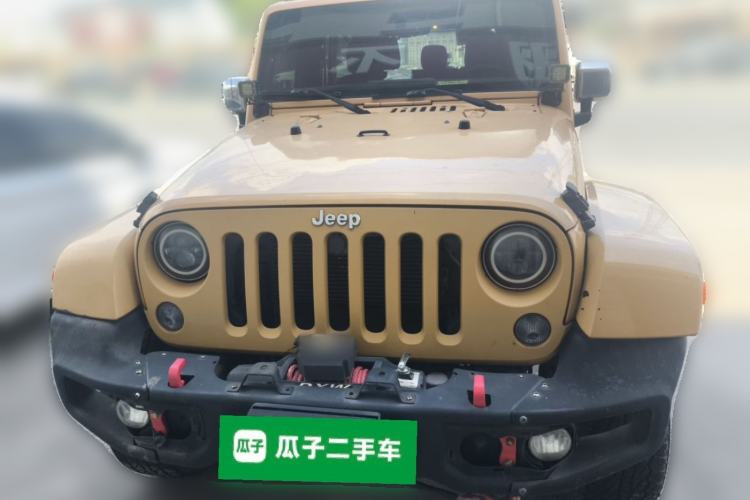Used Jeep Wrangler 2014 3.0L Sahara Four-Door Edition Front