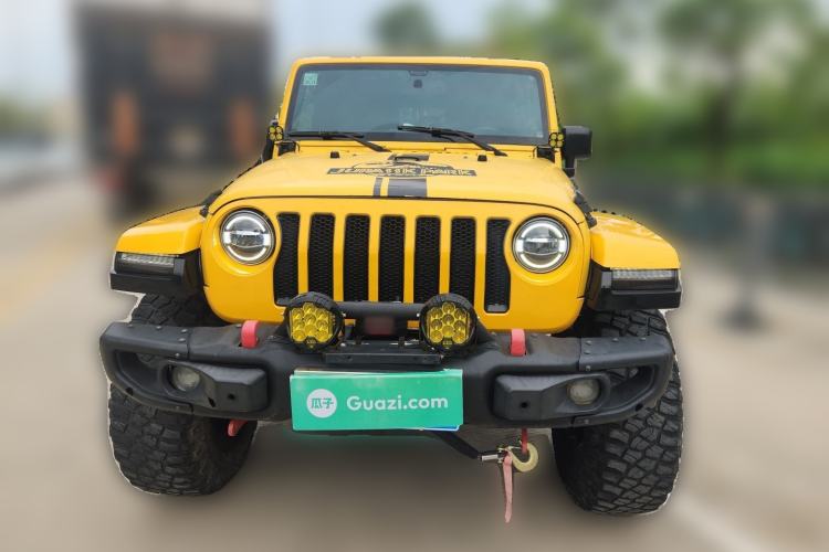 Used Jeep Wrangler 2014 2.8TD Sahara Four-Door Edition Front