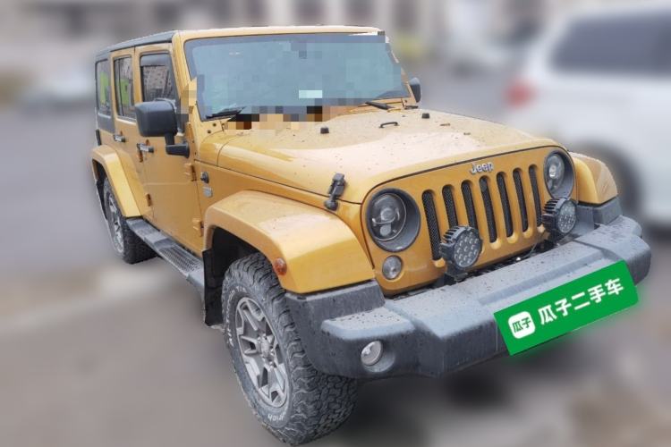 Used Jeep Wrangler 2014 3.0L Sahara Four-Door Edition Front Right 45 Deg
