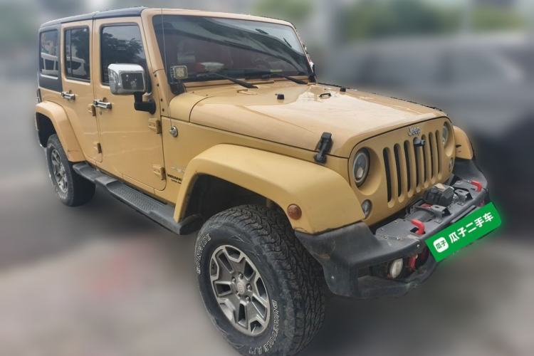 Used Jeep Wrangler 2014 3.0L Sahara Four-Door Edition Front Right 45 Deg