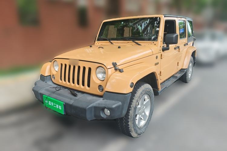 Used Jeep Wrangler 2014 3.0L Sahara Four-Door Edition Guazi used car, China used car export, Used car for sale, Used  cars, Cheapest cars for sale