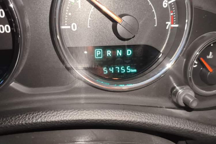 Used Jeep Wrangler 2014 3.0L Sahara Four-Door Edition Odometer Close Up
