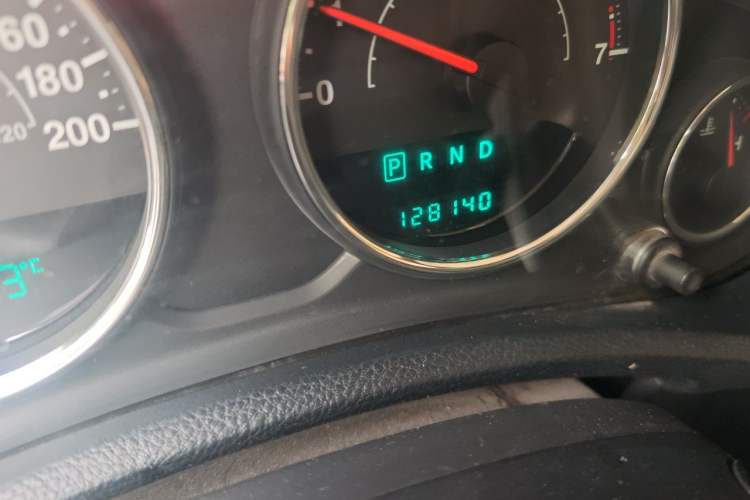 Used Jeep Wrangler 2014 3.0L Sahara Four-Door Edition Odometer Close Up