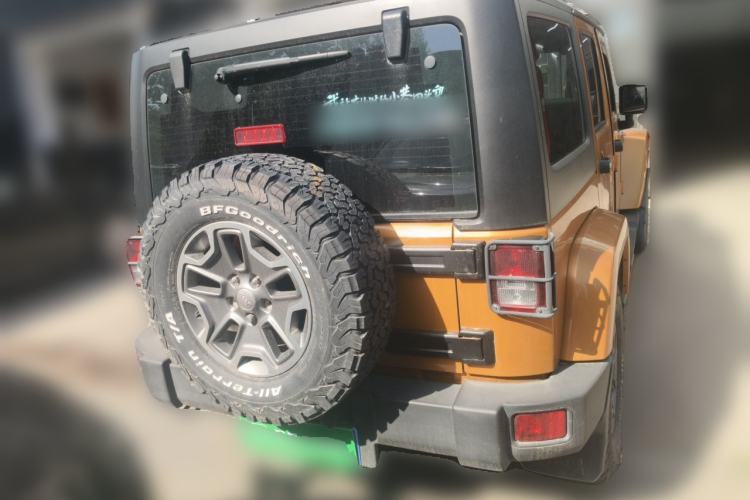 Used Jeep Wrangler 2014 3.0L Sahara Four-Door Edition Rear