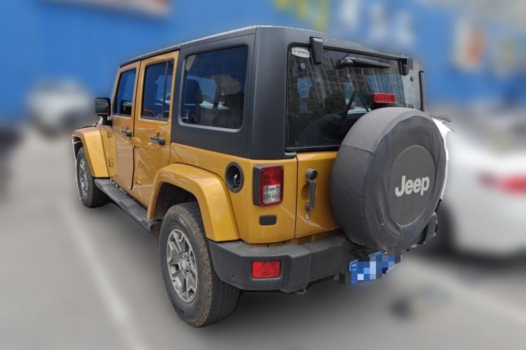 Used Jeep Wrangler 2014 3.0L Sahara Four-Door Edition Rear Left 45 Deg