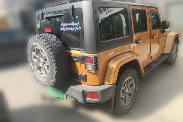 Used Jeep Wrangler 2014 3.0L Sahara Four-Door Edition Rear Right 45 Deg