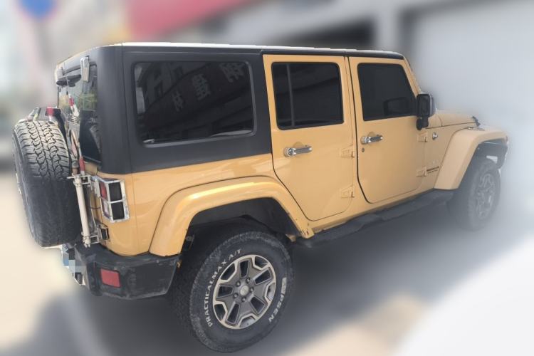 Used Jeep Wrangler 2014 3.0L Sahara Four-Door Edition Rear Right 45 Deg