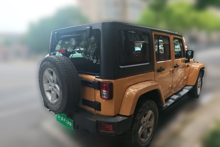 Used Jeep Wrangler 2014 3.0L Sahara Four-Door Edition Rear Right 45 Deg