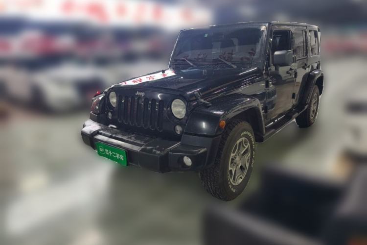 Used Jeep Wrangler 2015 3.0L Sahara Four-Door Comfort Edition Guazi used car, China used car export, Used car for sale, Used  cars, Cheapest cars for sale
