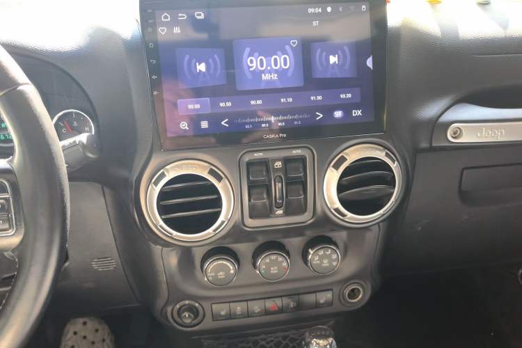 Used Jeep Wrangler  Audio And AC Panel