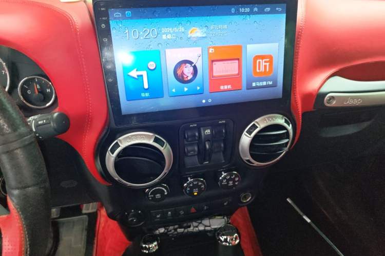 Used Jeep Wrangler 2015 3.0L Sahara Four-Door Edition Audio And AC Panel