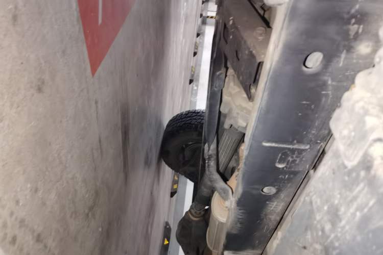 Used Jeep Wrangler 2015 3.0L Sahara Four-Door Edition Chassis Front Left