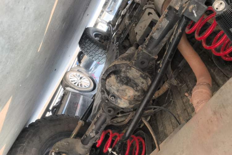 Used Jeep Wrangler 2015 3.6L Rubicon two-door model Chassis Rear