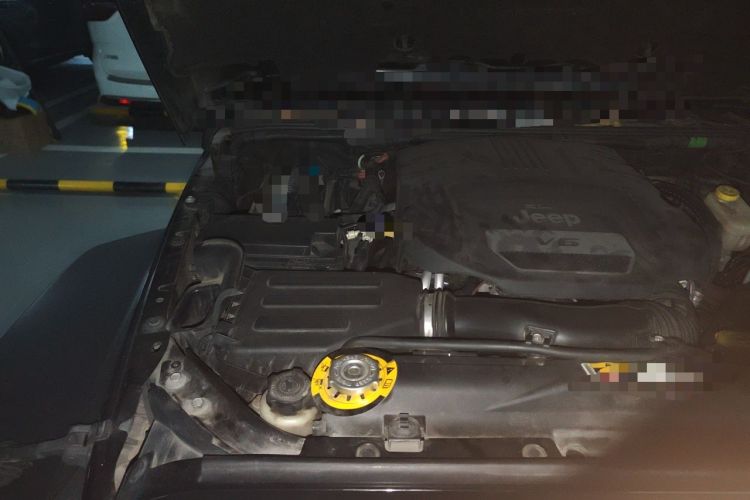 Used Jeep Wrangler 2015 3.6L Rubicon Two-Door Comfort Edition Engine Bay Right