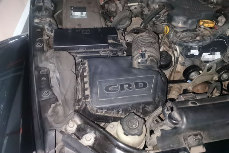 Used Jeep Wrangler 2015 2.8TD Sahara Four-Door Comfort Edition Engine Bay Right