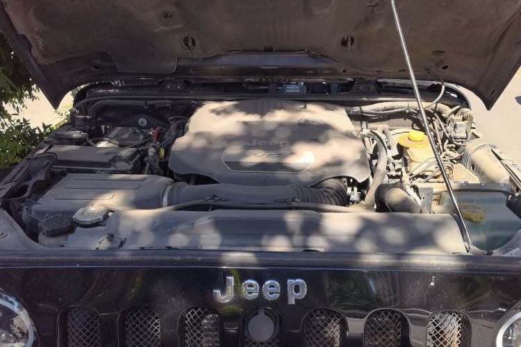 Used Jeep Wrangler  Engine Bay
