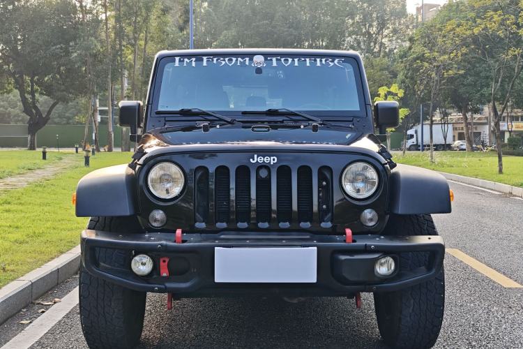 Used Jeep Wrangler 2015 3.6L Rubicon Four-Door Comfort Edition Exterior 6