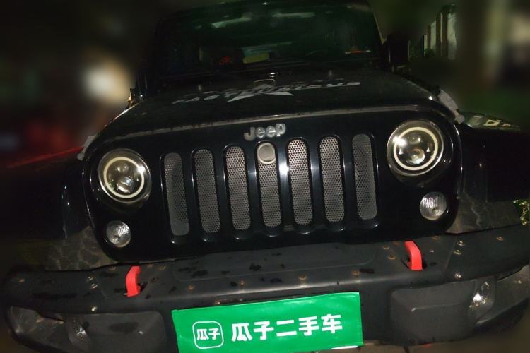 Used Jeep Wrangler 2015 3.0L Sahara Four-Door Comfort Edition Front