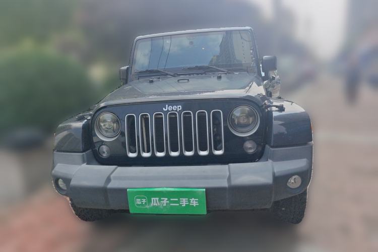 Used Jeep Wrangler 2015 3.0L Sahara Four-Door Comfort Edition Front