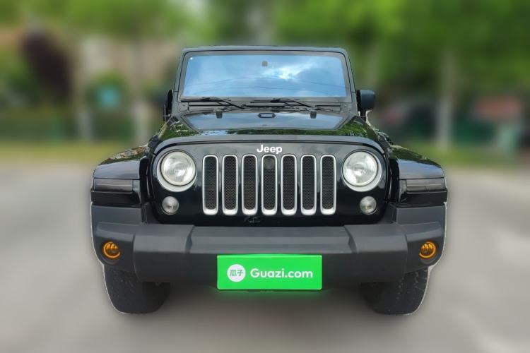 Used Jeep Wrangler 2015 3.0L Sahara Four-Door Comfort Edition Front