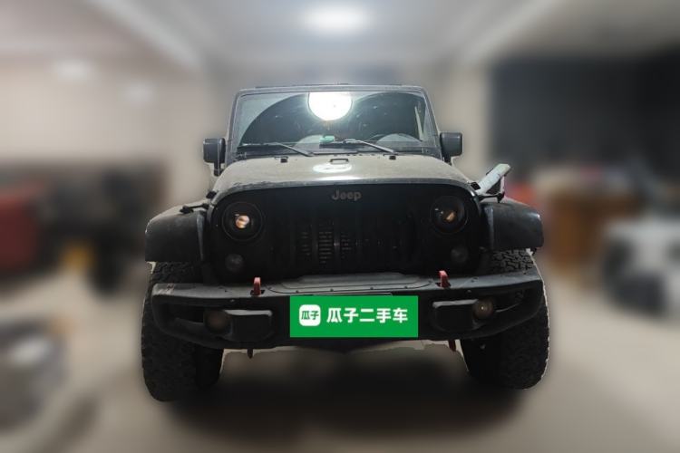 Used Jeep Wrangler 2015 2.8TD Sahara Four-Door Edition Front