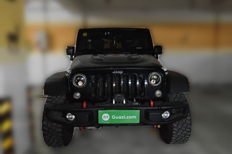 Used Jeep Wrangler 2015 3.0L Sahara Four-Door Comfort Edition Front