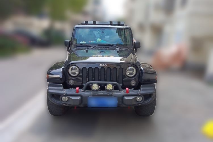 Used Jeep Wrangler 2015 3.0L Sahara Four-Door Edition Front