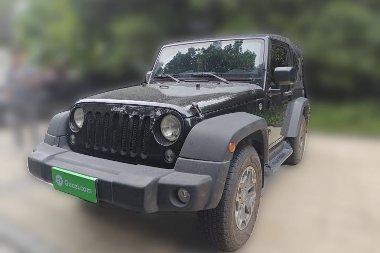 Used Jeep Wrangler 2015 3.6L Rubicon Two-Door Comfort Edition Guazi used car, China used car export, Used car for sale, Used cars, Cheapest cars for sale