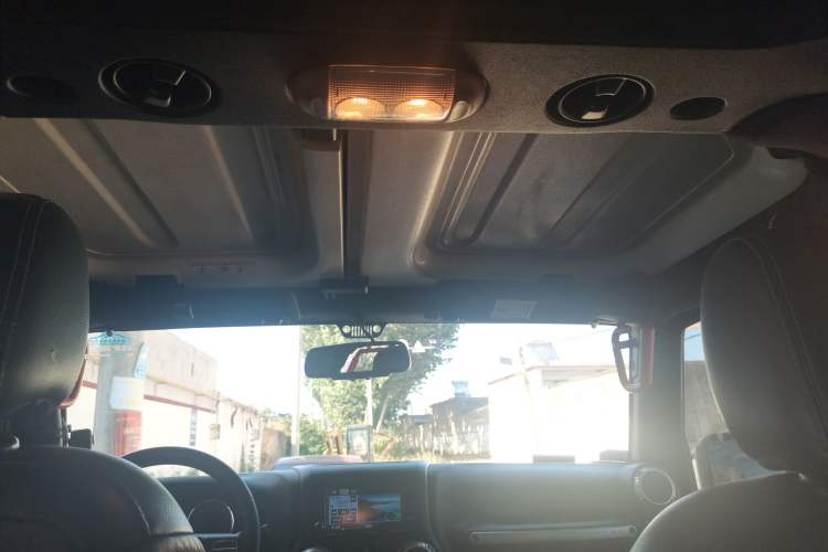 Used Jeep Wrangler 2015 3.0L Sahara Four-Door Edition Headliner